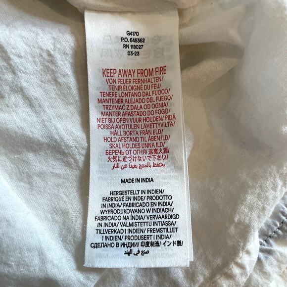 Mini Boden Embroidered Shirred Dress Floral Smocked Spring Vanilla Pod Blue 4-5Y - Picture 12 of 13